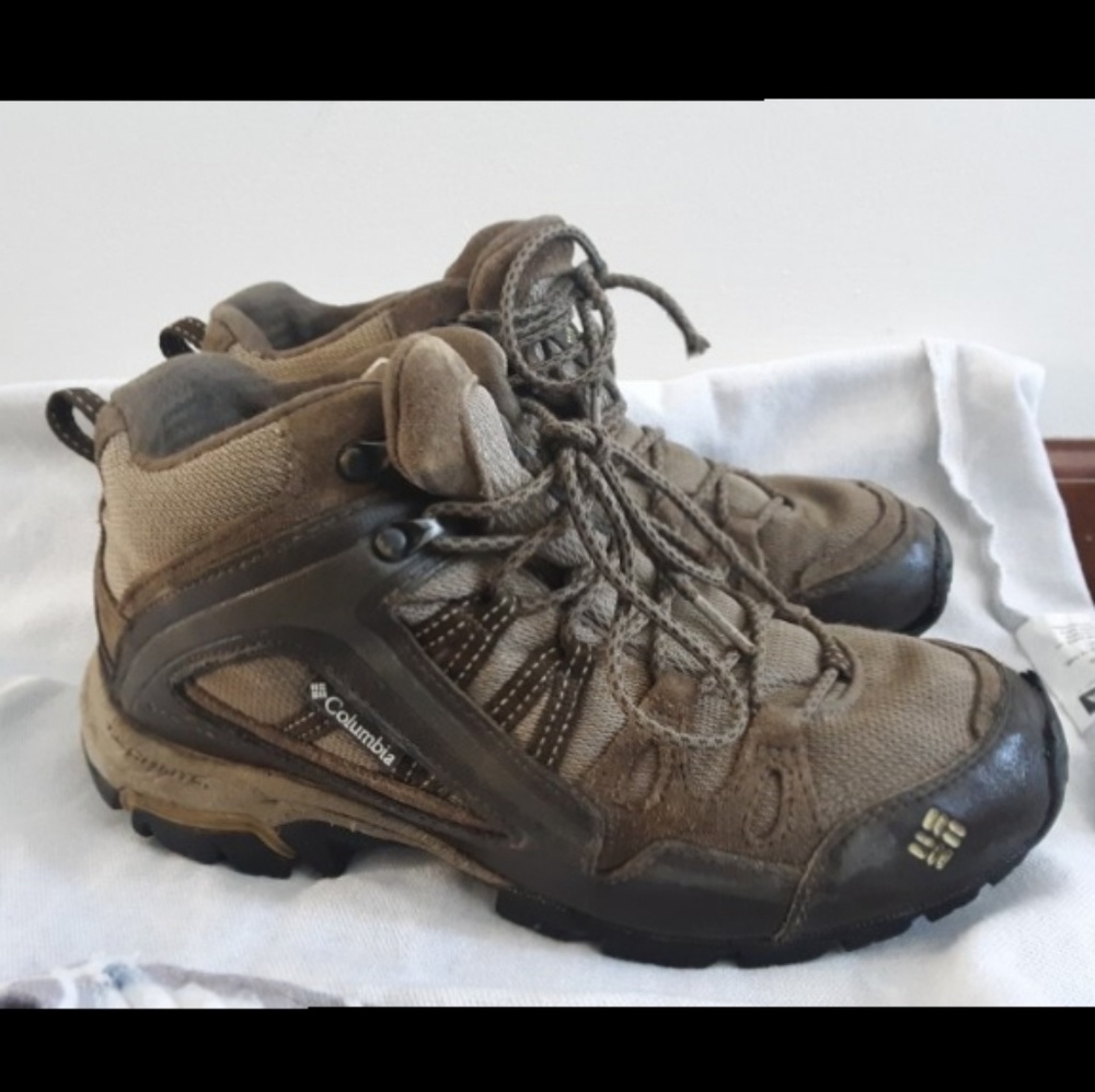 Columbia Hiking Shoes